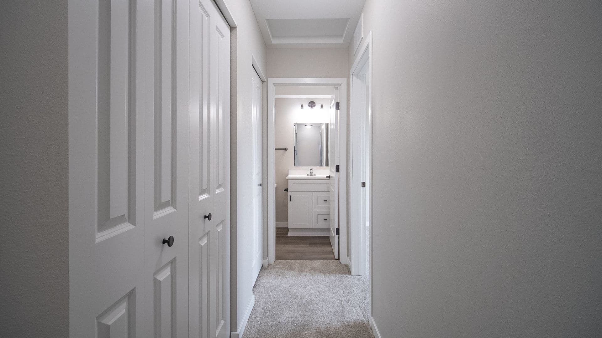 Kasson Apartment: 513-1303 15th Street NW