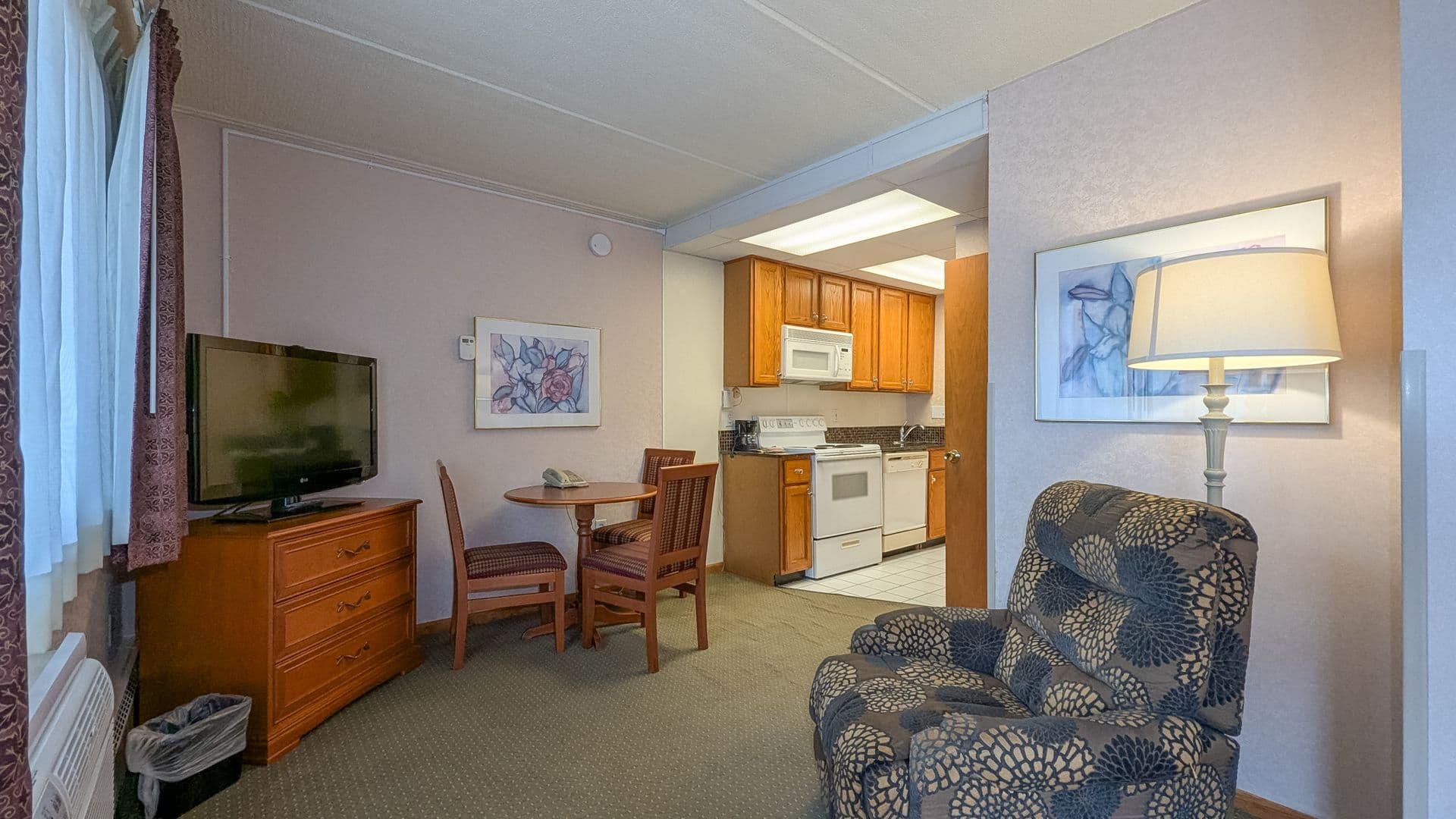 Rochester Apartment: 418 6th Street SW