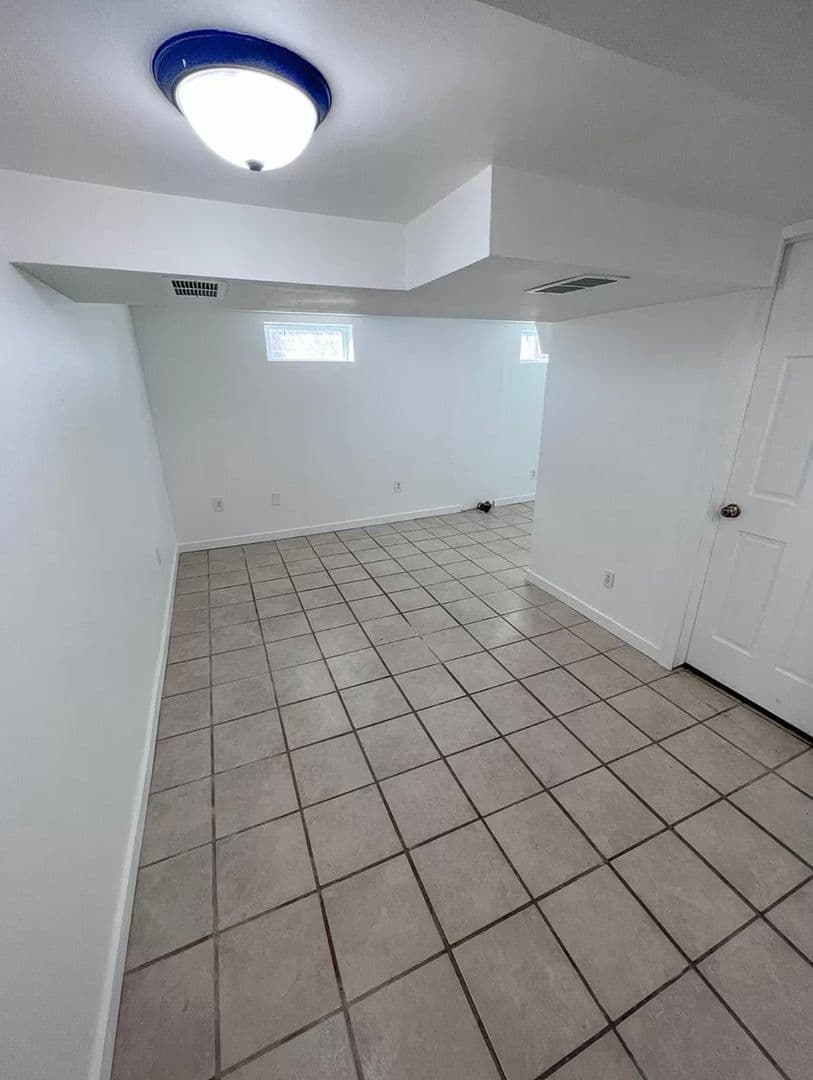 Rochester House: 617 12th St SE
