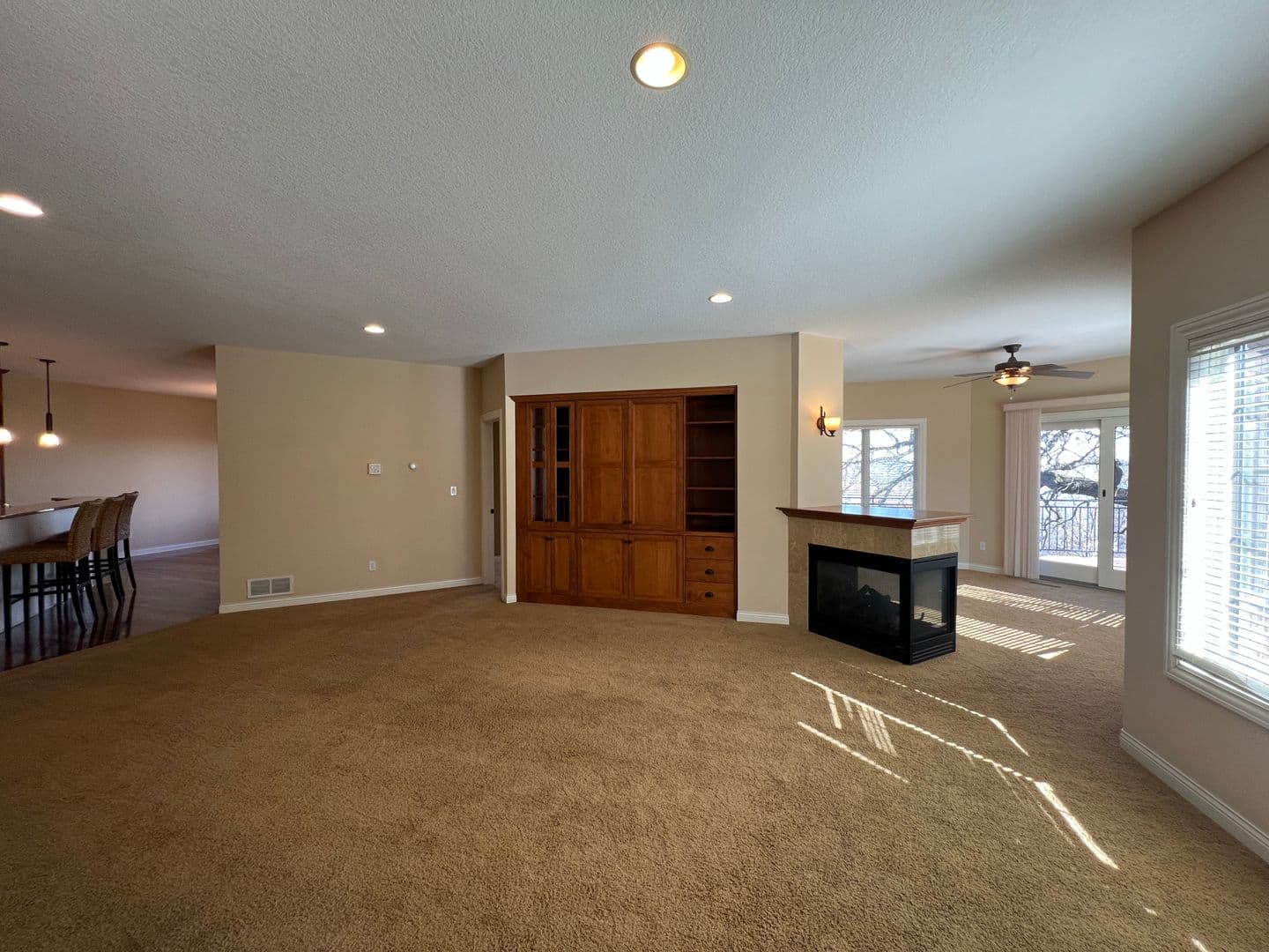 Rochester House: 694 Panorama Cir NW