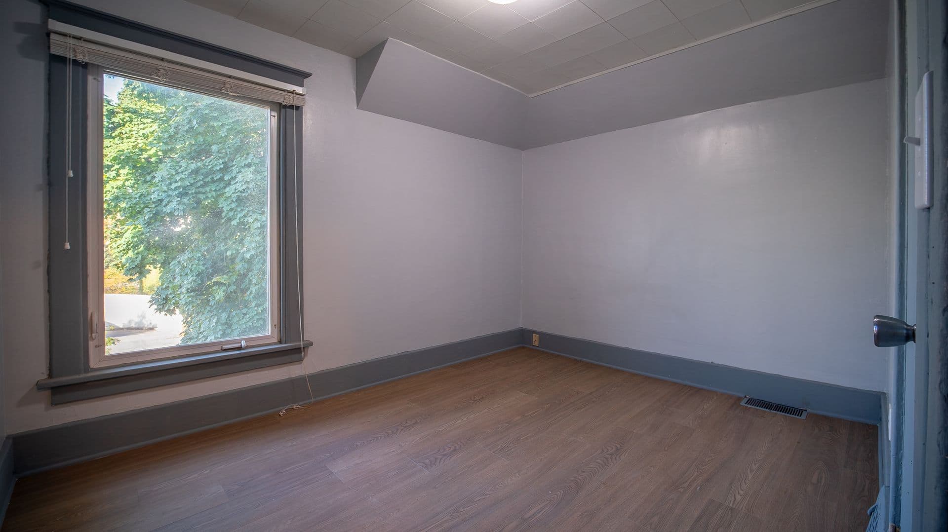 Rochester Apartment: 110 6th Ave SE