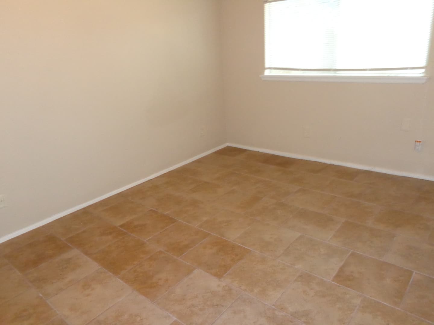 HOUSTON House: 5259 BEAVERBROOK Dr