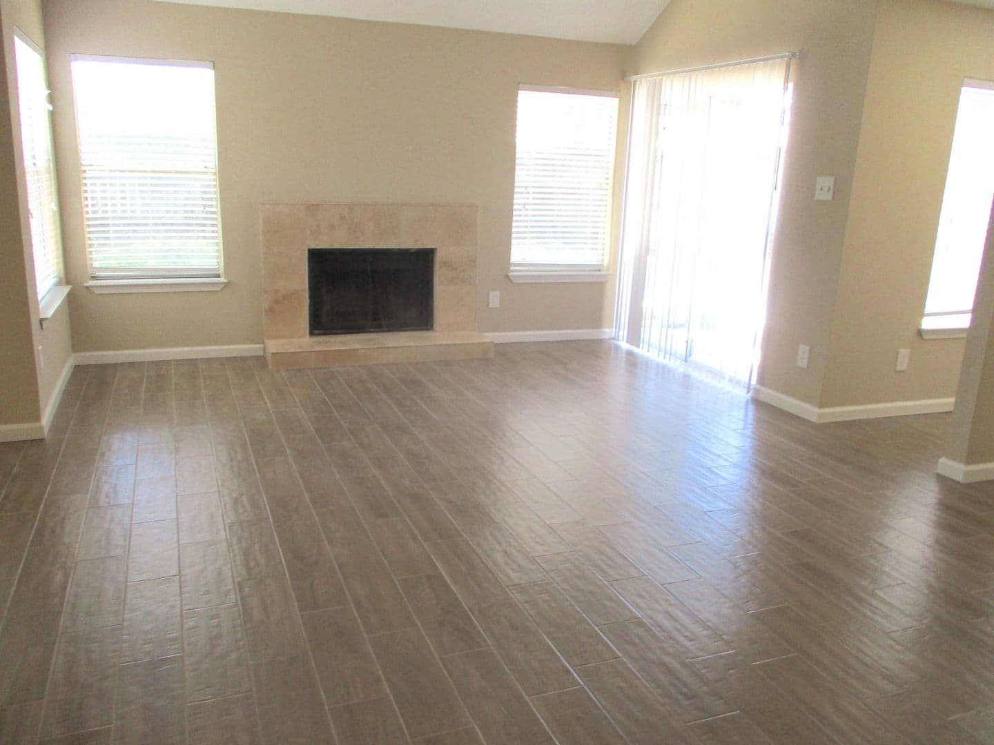 Houston House: 16023 HIDDEN ACRES Dr