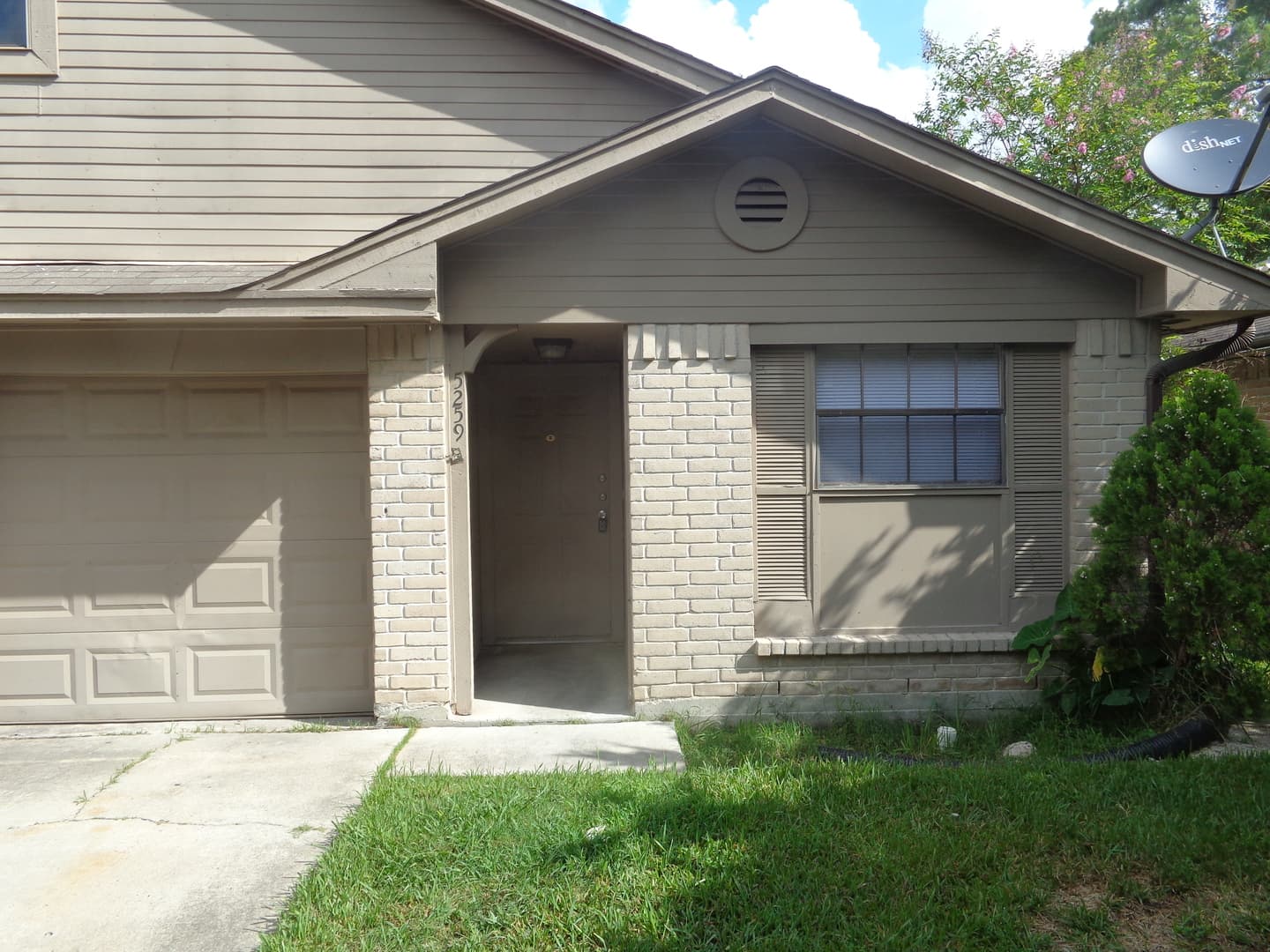 HOUSTON House: 5259 BEAVERBROOK Dr