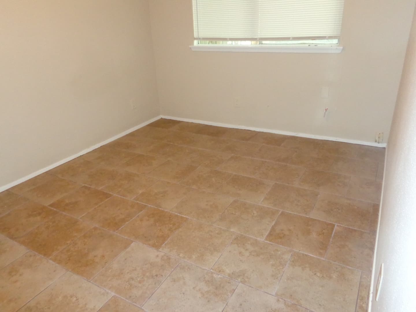 HOUSTON House: 5259 BEAVERBROOK Dr