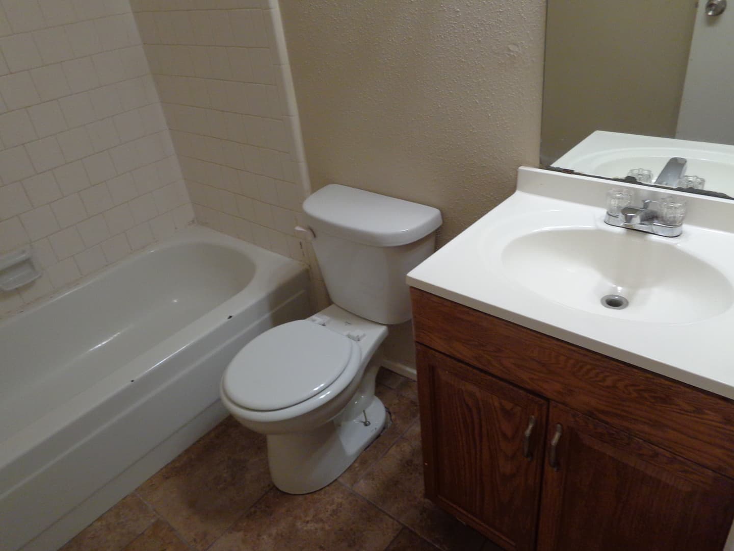 HOUSTON House: 5259 BEAVERBROOK Dr