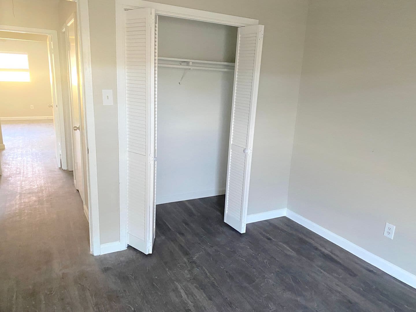HOUSTON Townhome: 6620 WESTWICK DR.