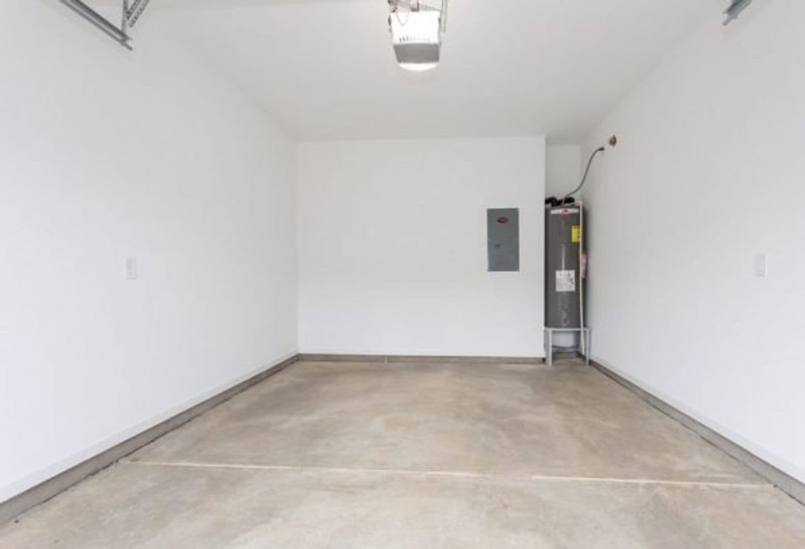 FAYETTEVILLE Apartment: 5346 GREYSTOKE PLACE