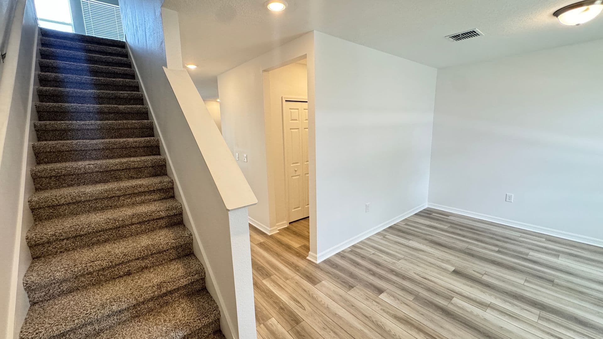 Davenport House: 2401 White Tail St
