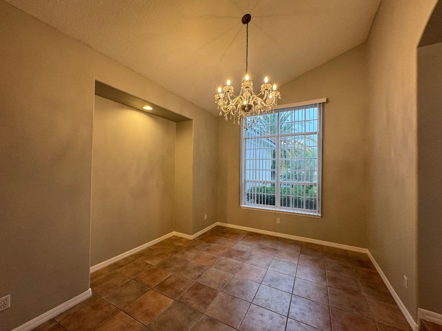 Orlando House: 2521 Roat Dr.