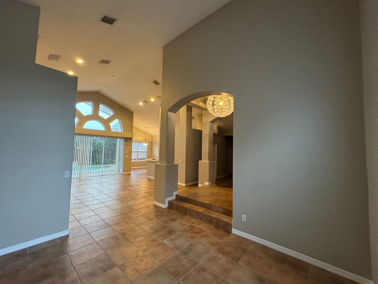 Orlando House: 2521 Roat Dr.