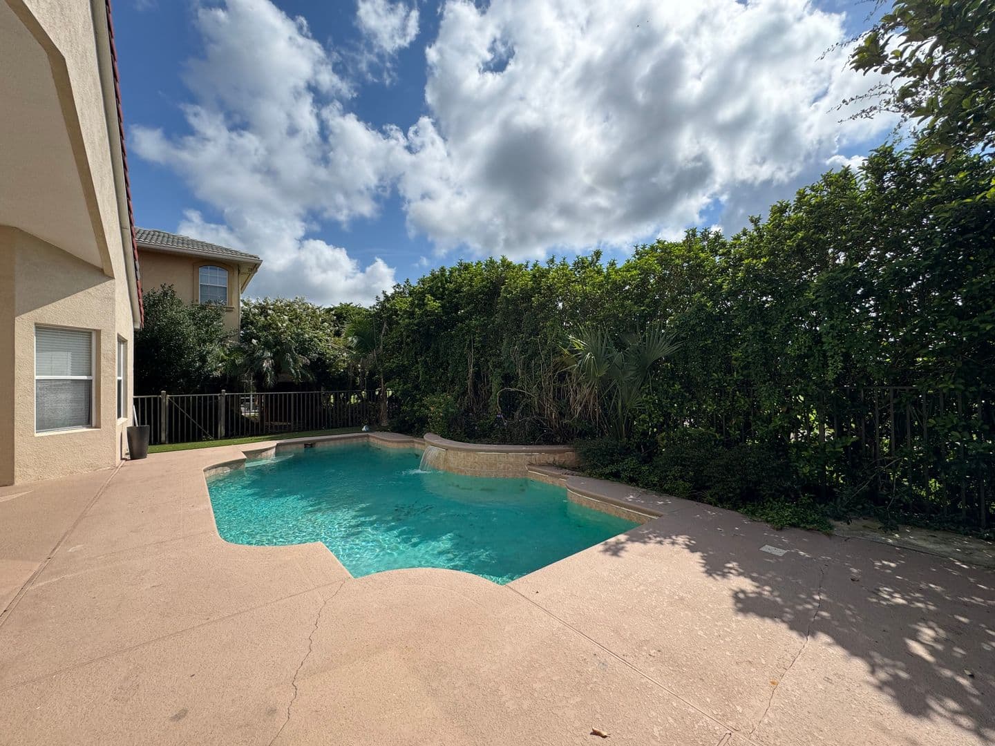 Orlando House: 2521 Roat Dr.