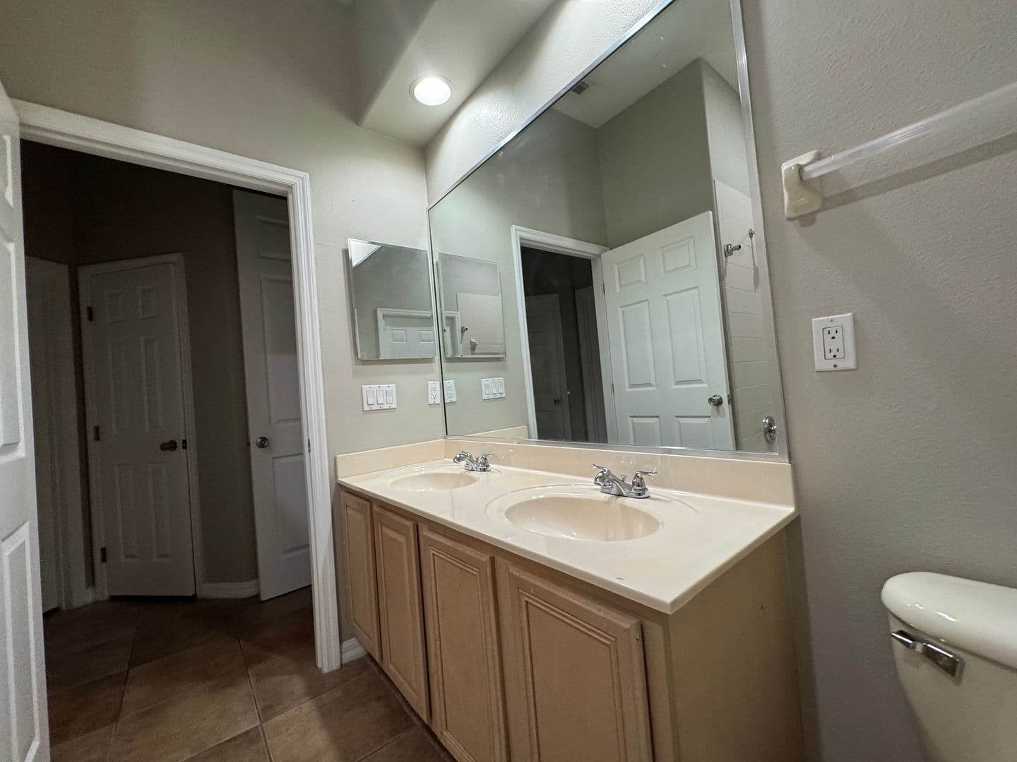Orlando House: 2521 Roat Dr.
