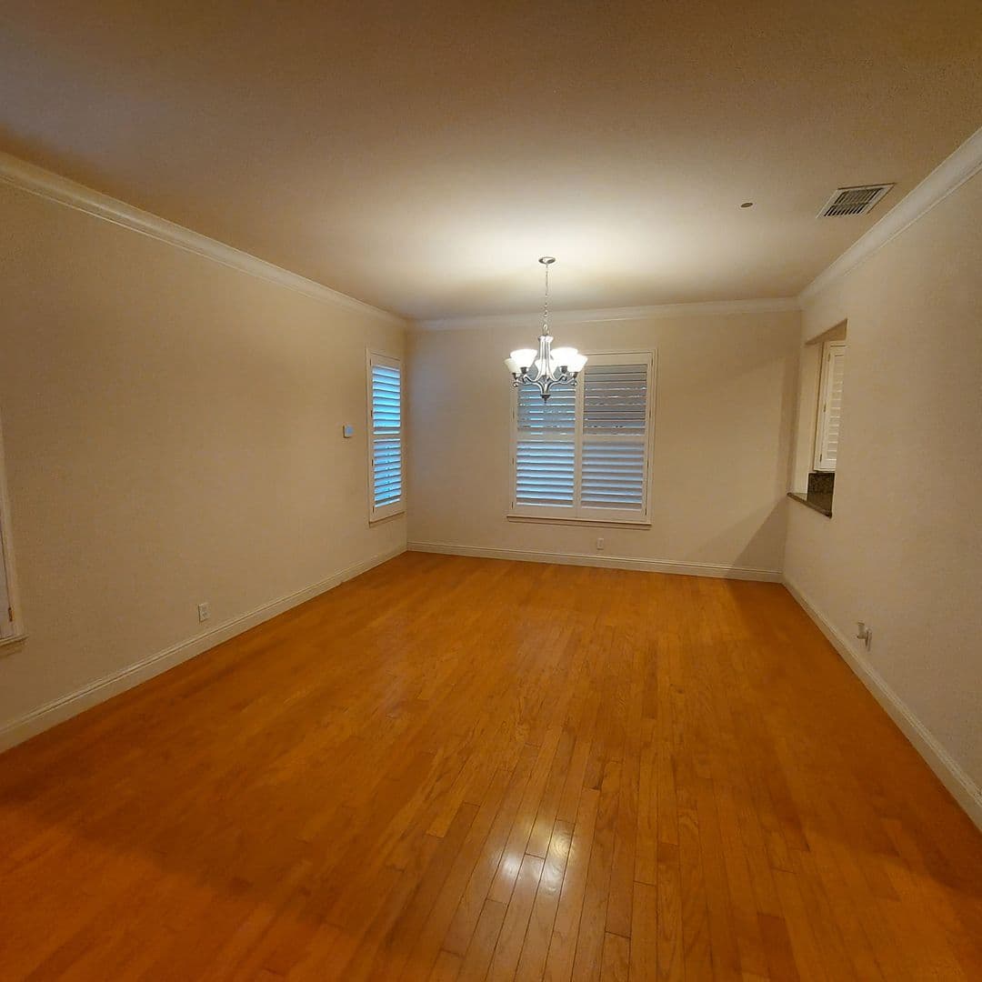 Carmichael House: 2604 Javan Ln.