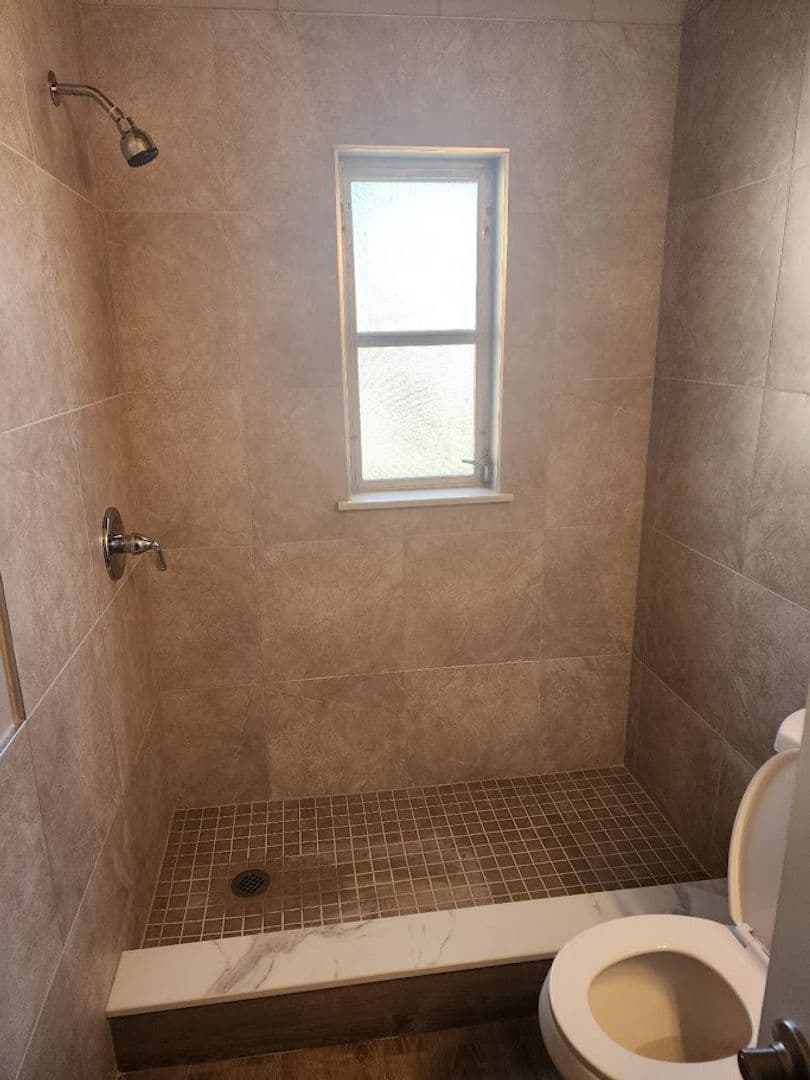 Clermont Apartment: 1410-1438 Disston Ave