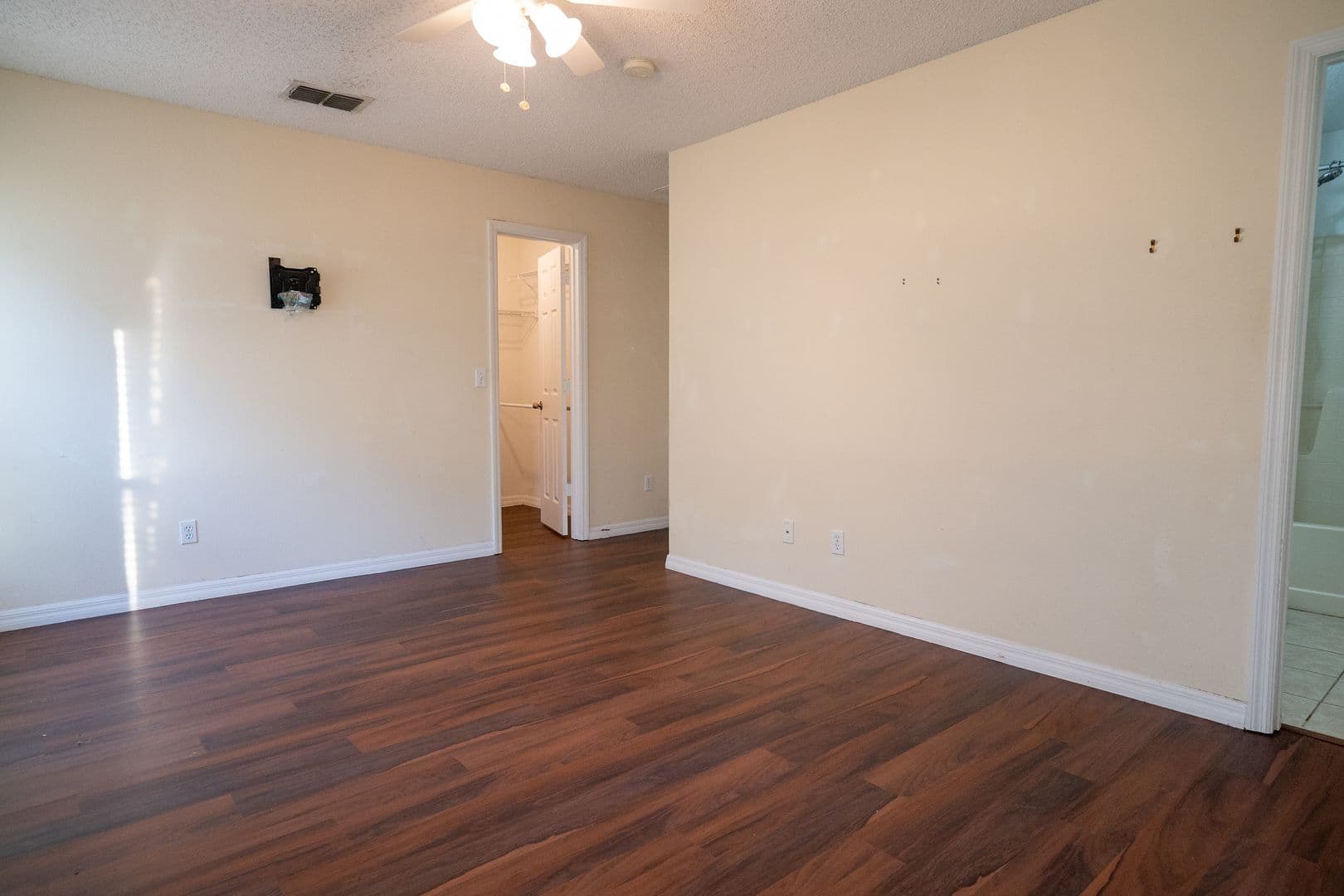 Clermont House: 1836 Ridge Valley Street