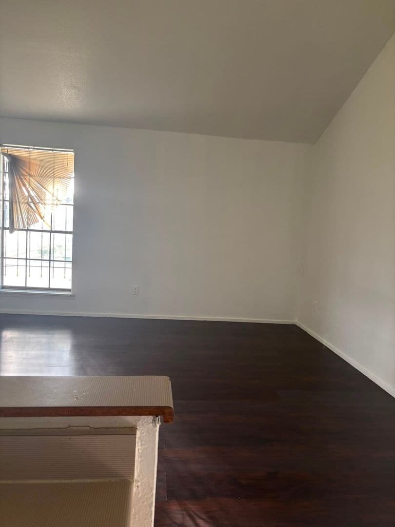 Houston House: 12668 Windsor Village Dr