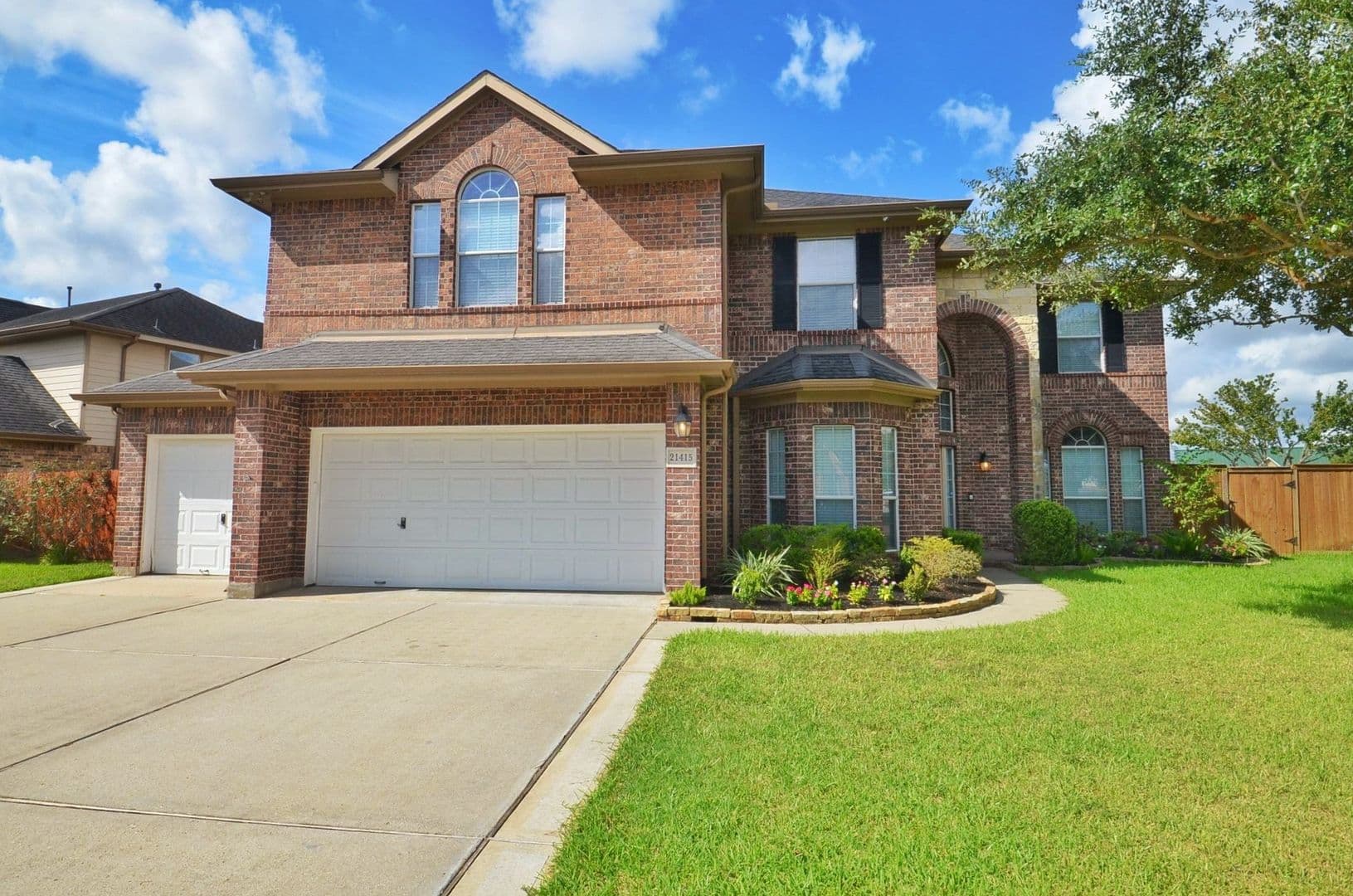 Richmond House: 21415 Sierra Bend Dr