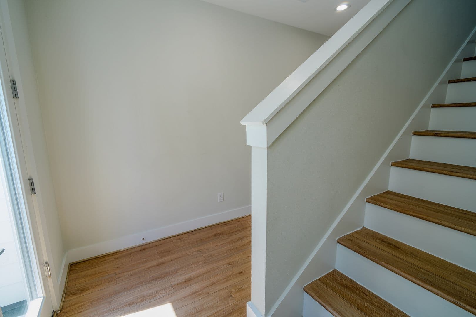 Houston House: 615 Northew St Unit K