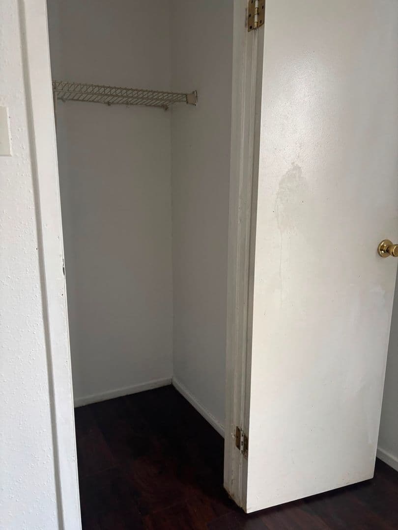 Houston House: 12668 Windsor Village Dr