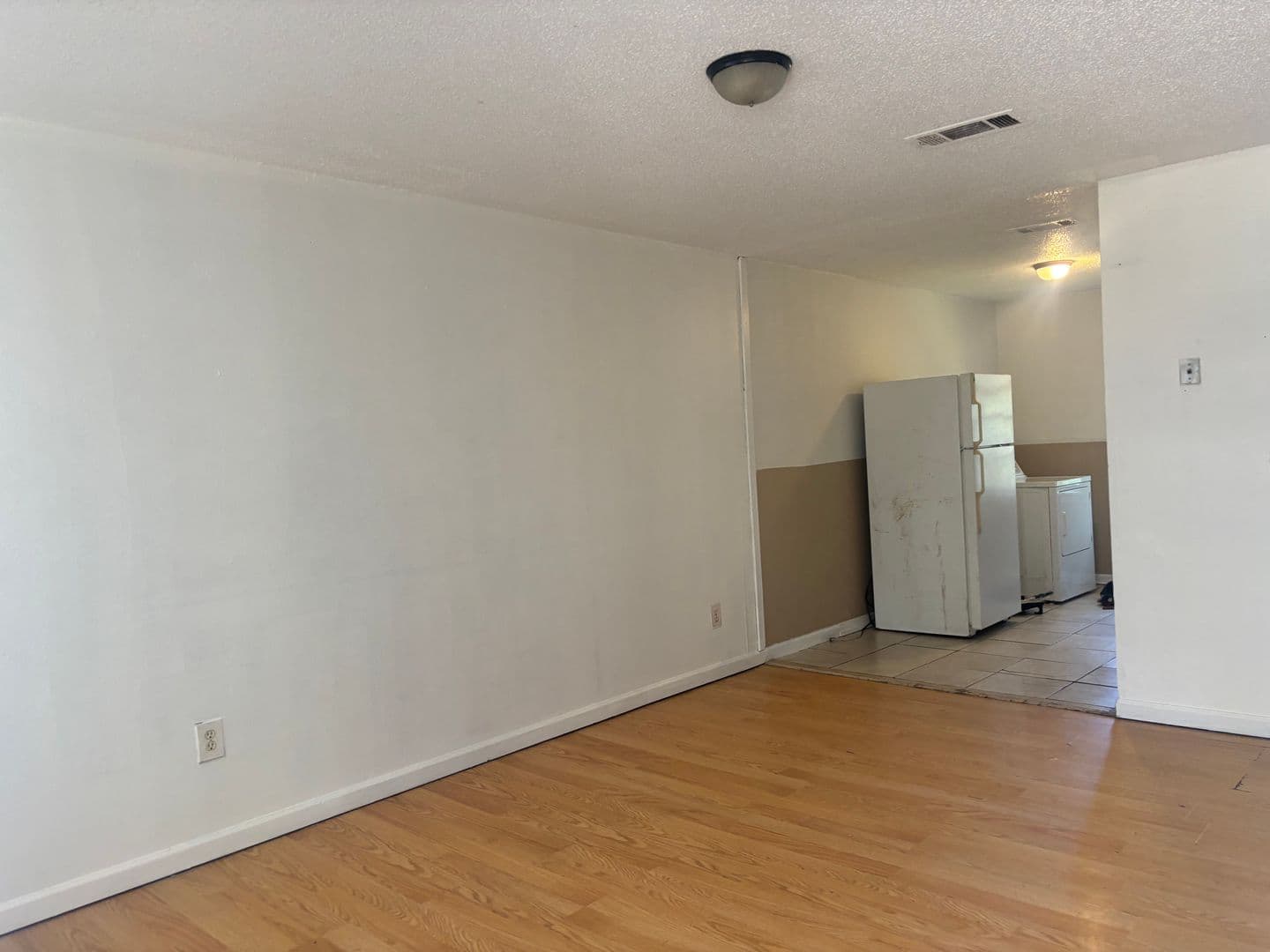 Jackson Apartment: 4345 W. Capitol Street