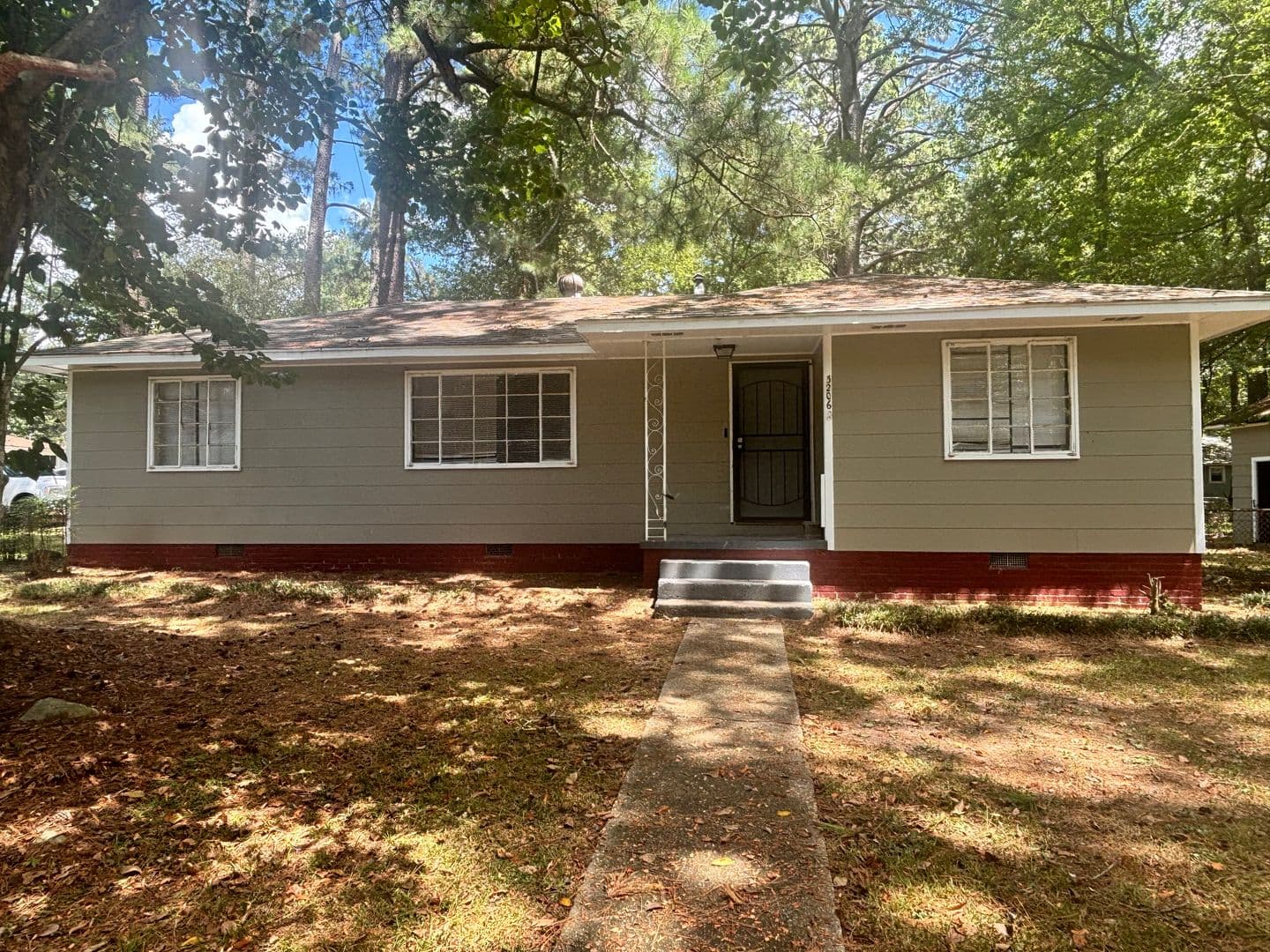 Jackson House: 3206 Rosemary Avenue