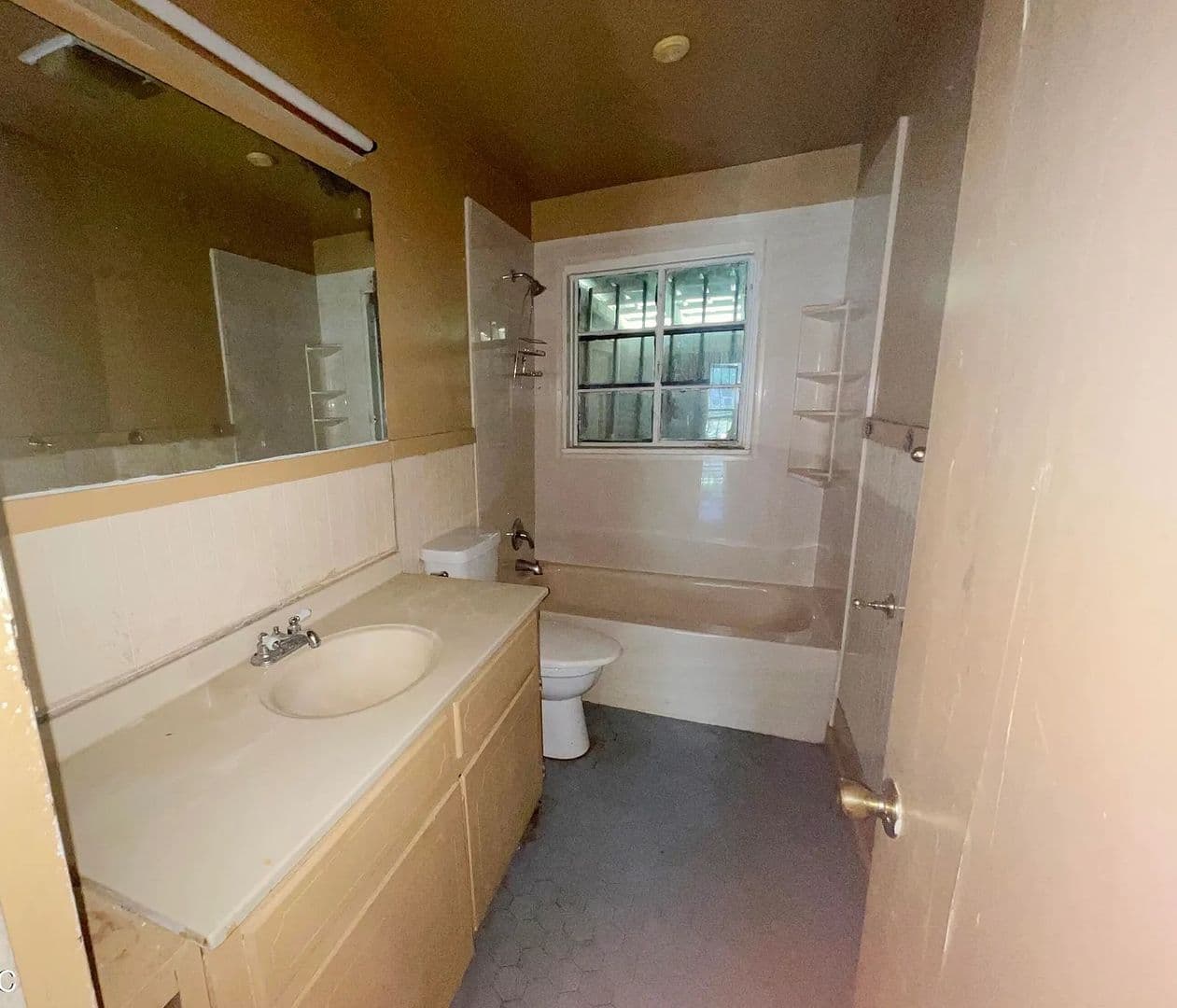 Jackson House: 4113 Oakhill Drive