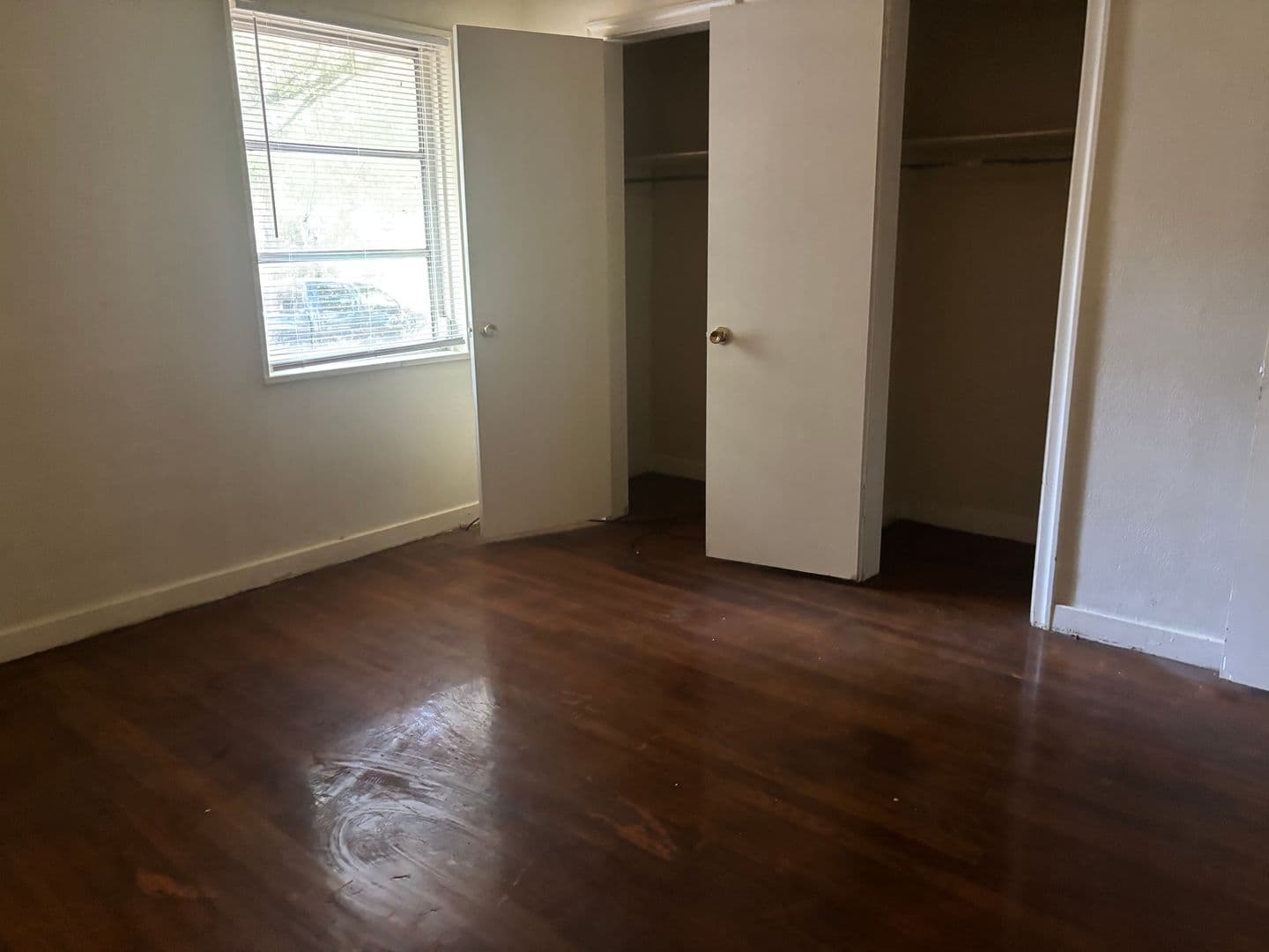 Jackson House: 3206 Rosemary Avenue