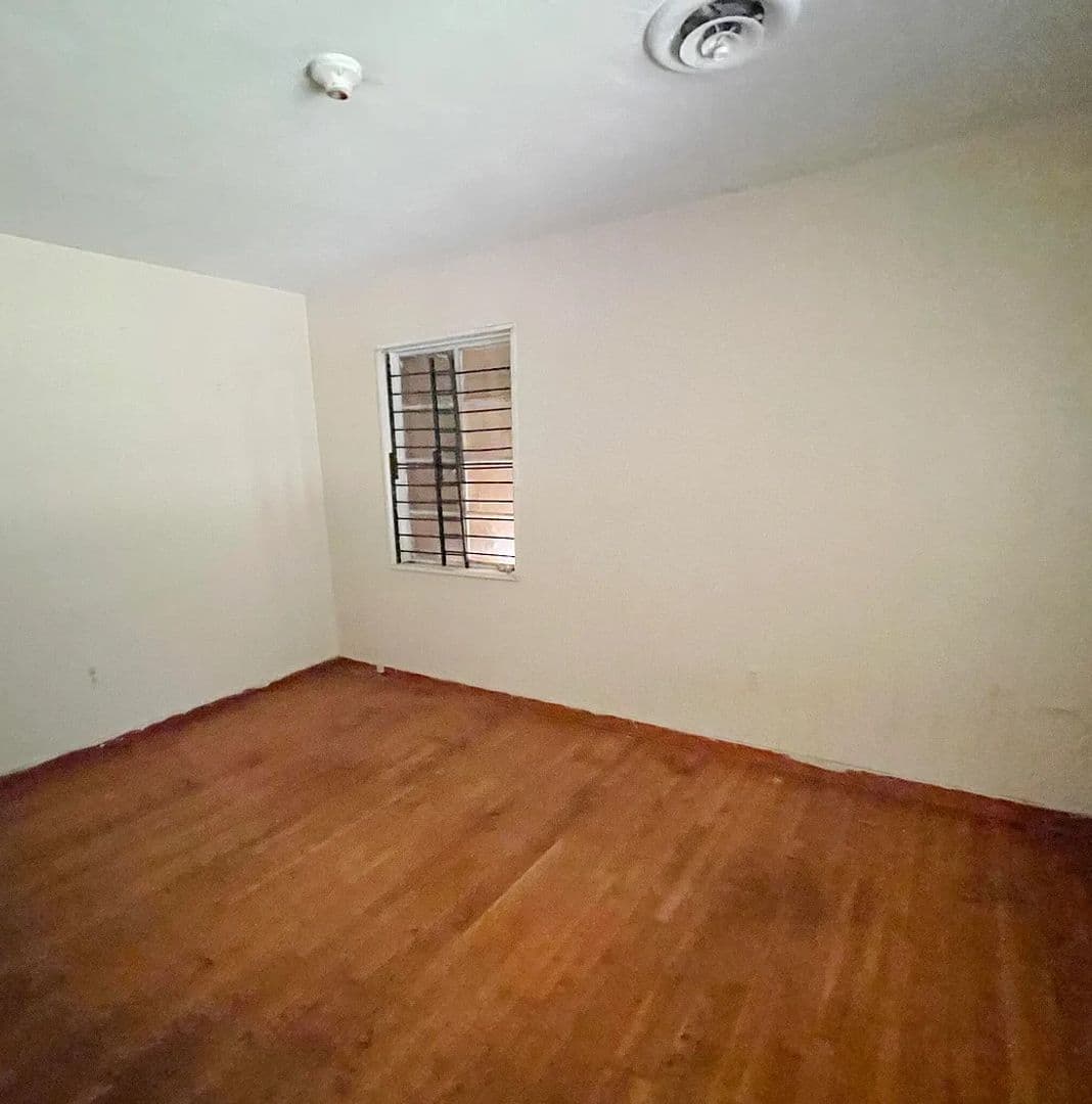 Jackson House: 4113 Oakhill Drive