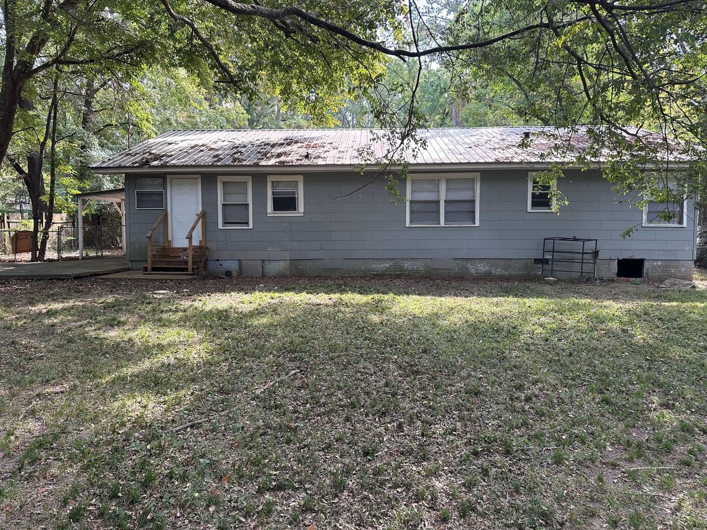 Jackson House: 3211 Charleston Drive
