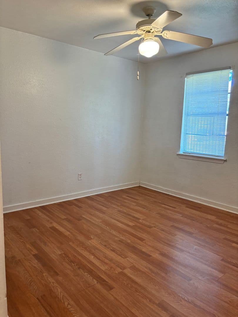 Jackson Apartment: 4345 W. Capitol Street
