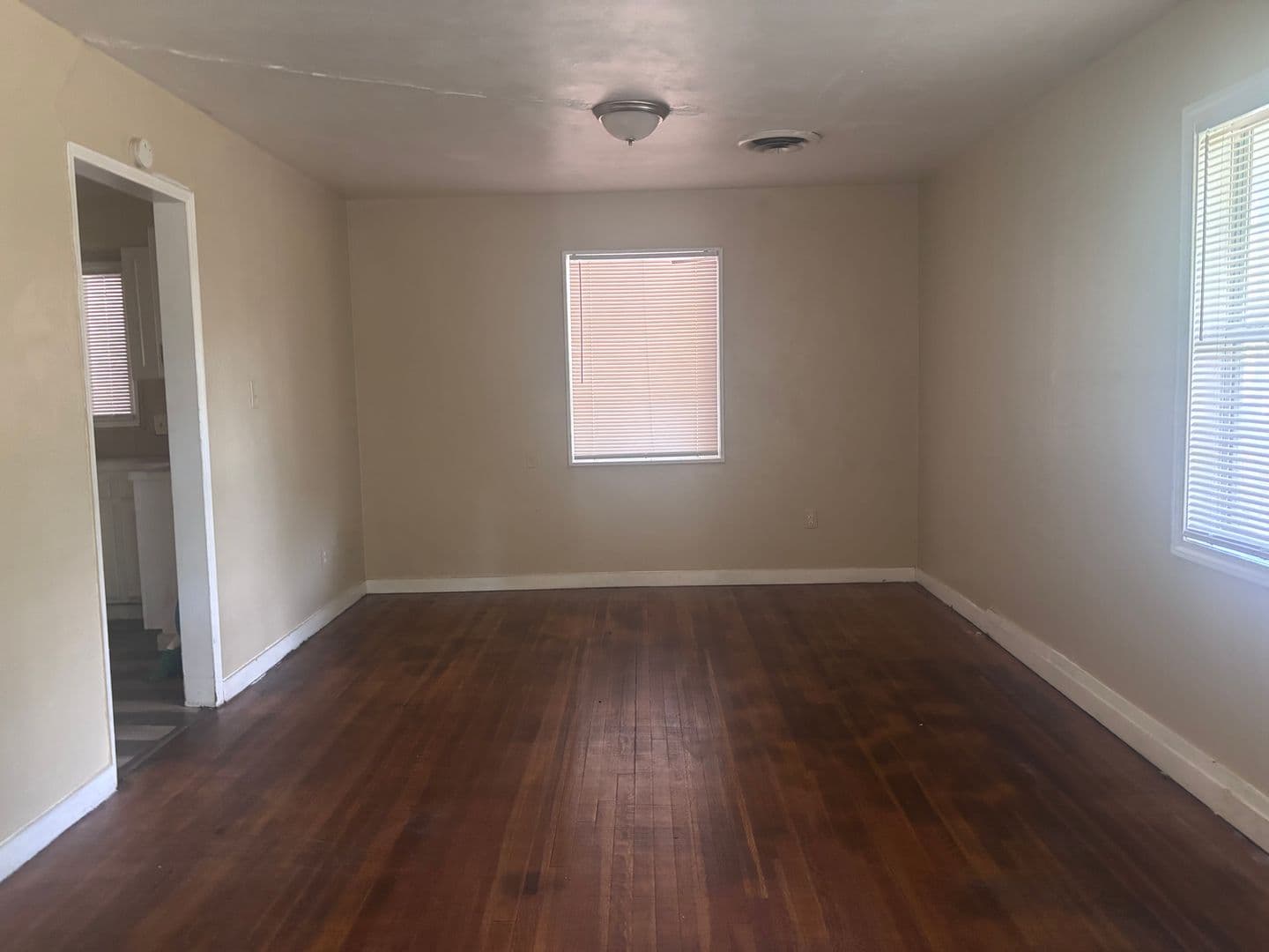 Jackson House: 4113 Oakhill Drive