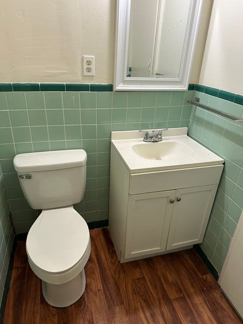 Jackson House: 2710 East Benwood Drive