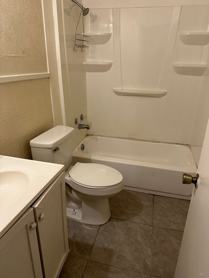Jackson House: 2710 East Benwood Drive