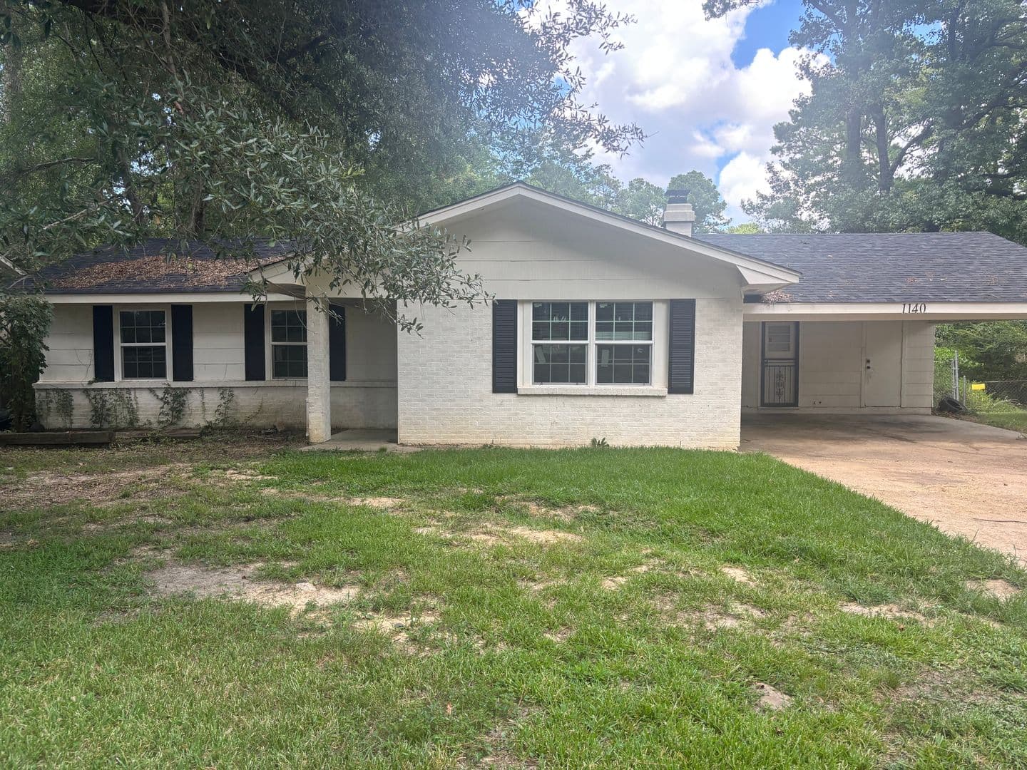 Jackson House: 1140 Autumn Street