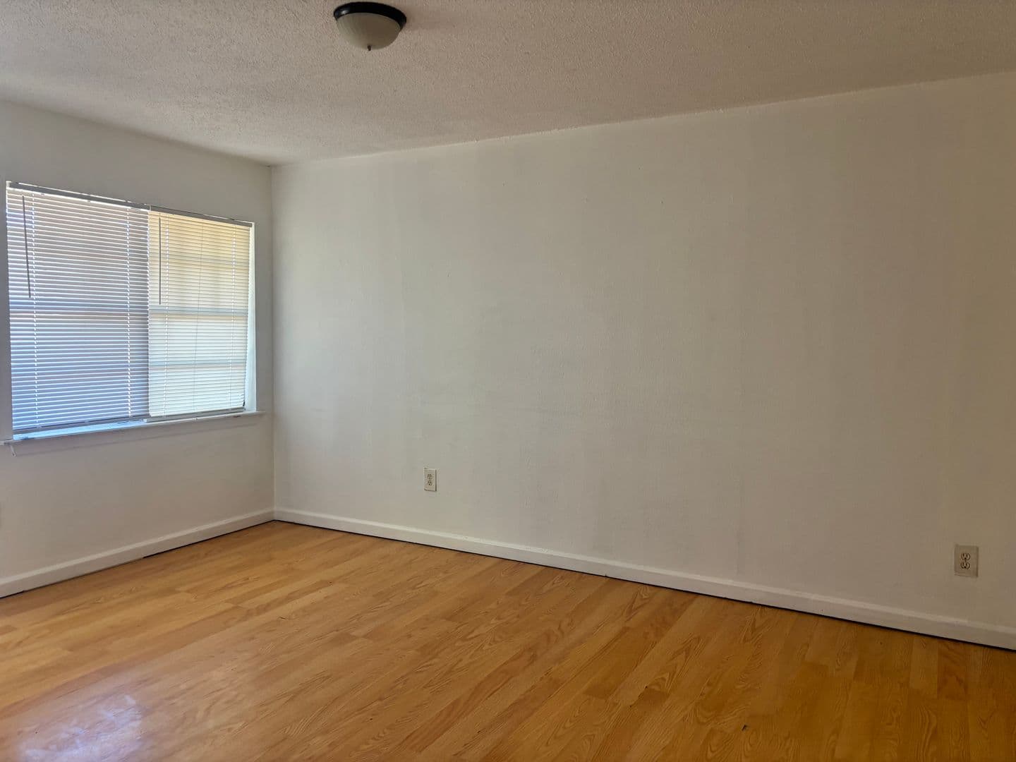 Jackson Apartment: 4345 W. Capitol Street