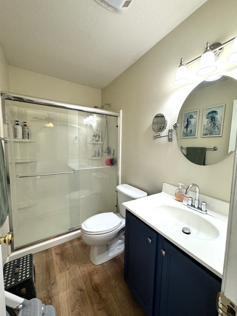 Jacksonville House: 275 Brookstone Way