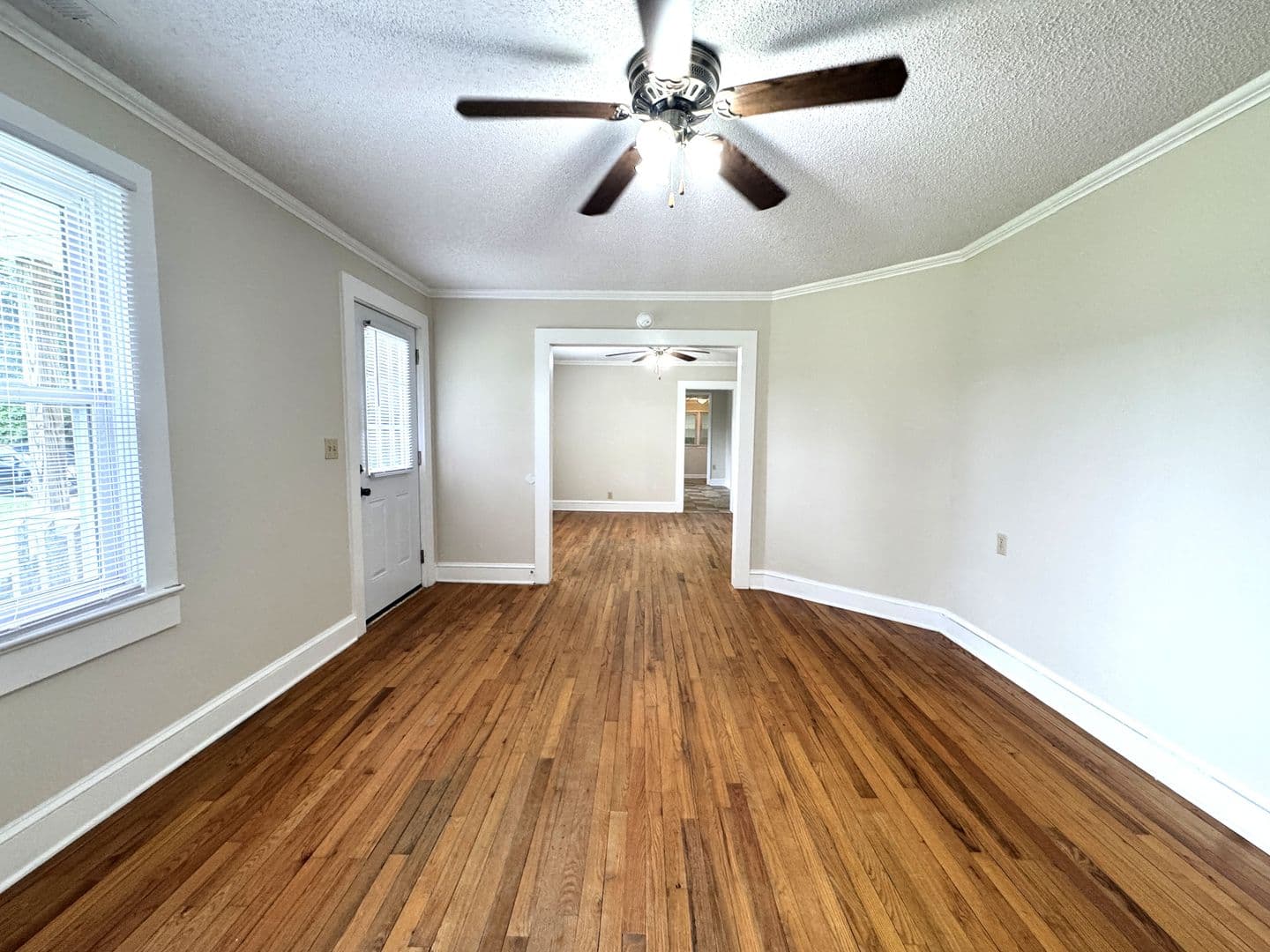 Jacksonville House: 1103 Onslow Pines Rd