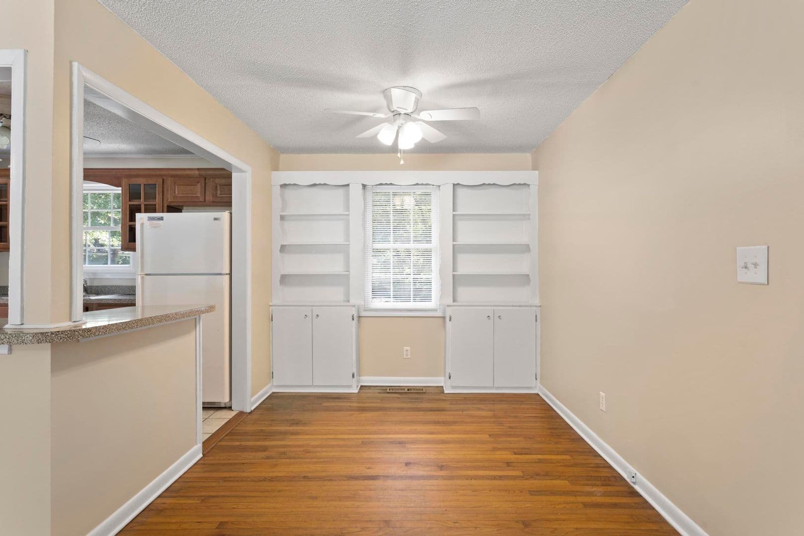 Jacksonville House: 404 Dogwood Lane