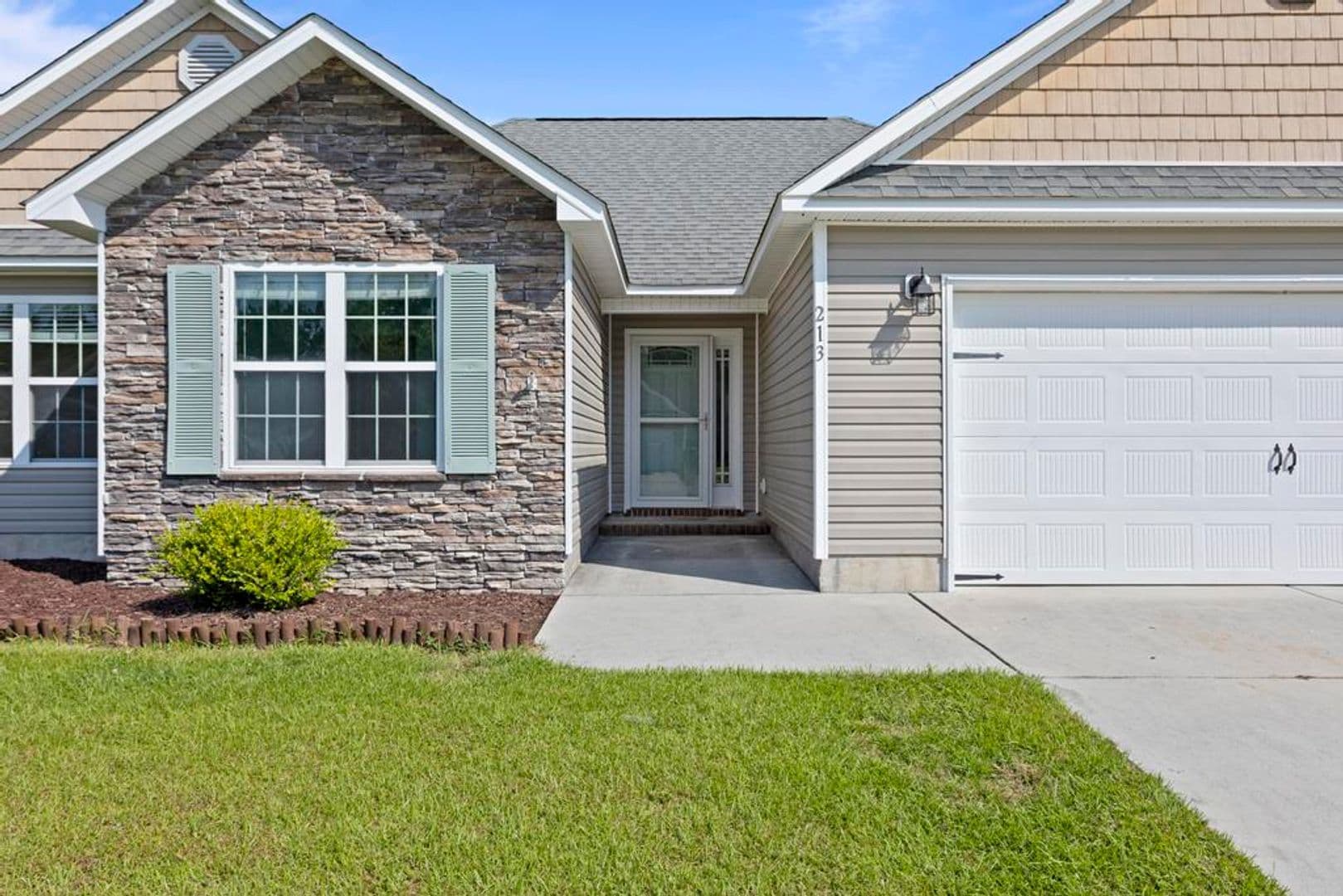 Jacksonville House: 213 Seville Street