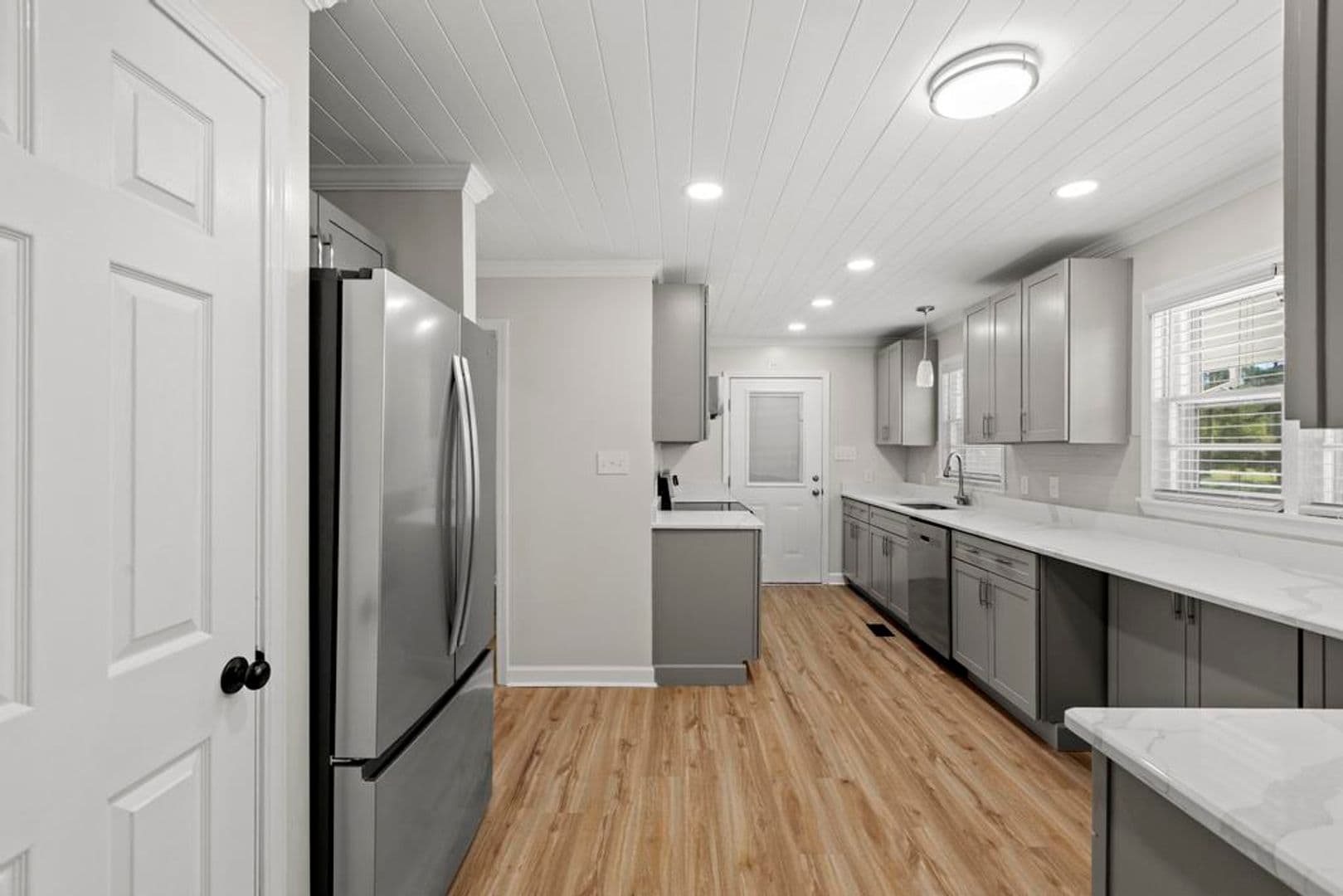 Jacksonville House: 2270 Dawson Cabin Road