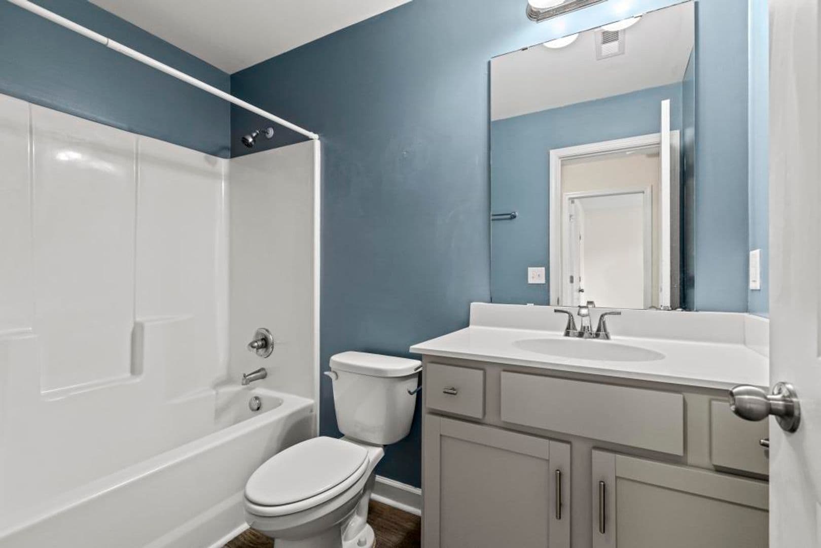 jacksonville House: 514 Isaac Branch Drive