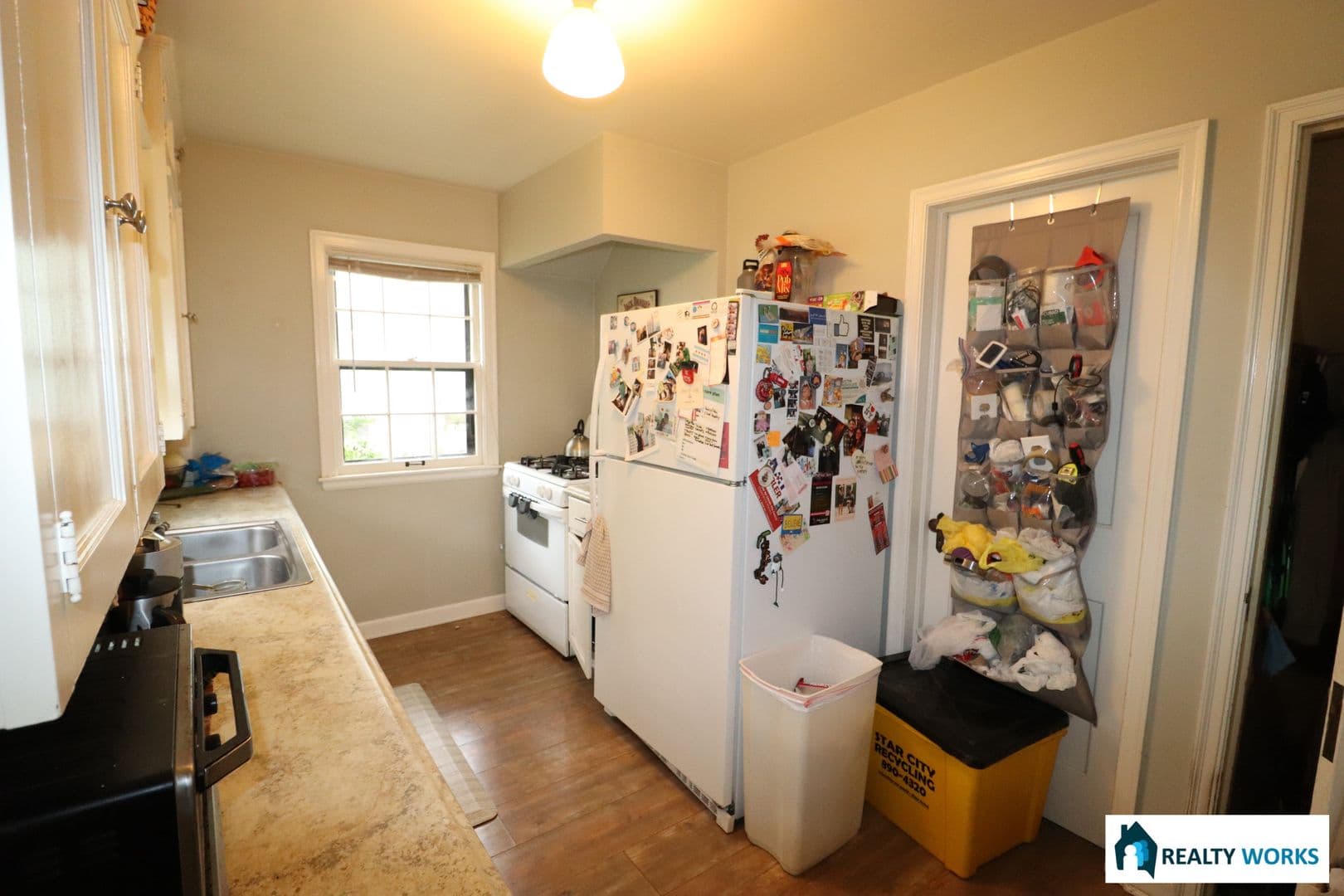 Lincoln Apartment: 1928 F