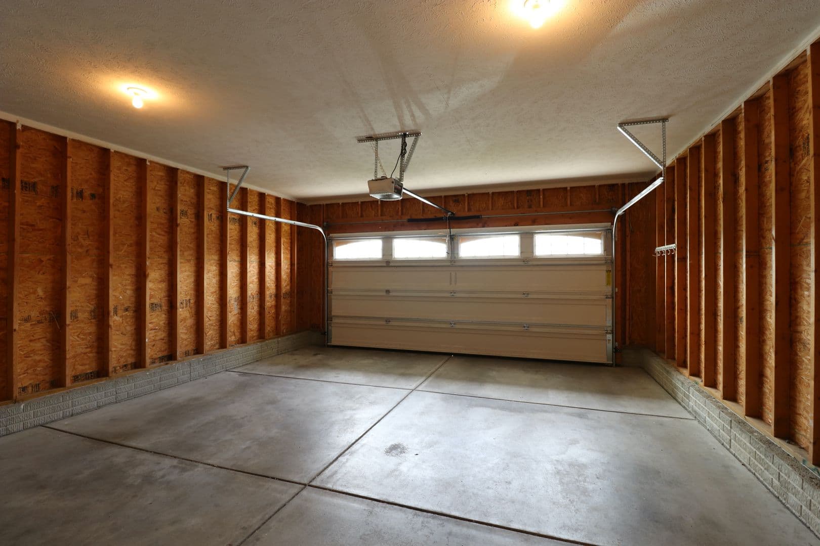 Lincoln Townhome: 5400 Folkways Place