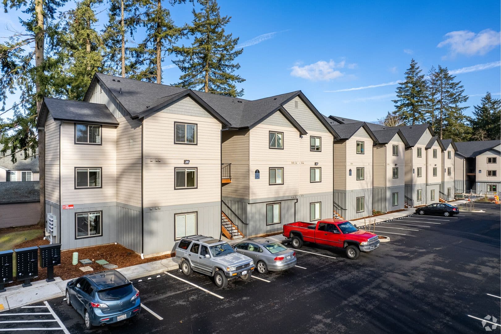 Vancouver Apartment: 501 NE 112th Ave