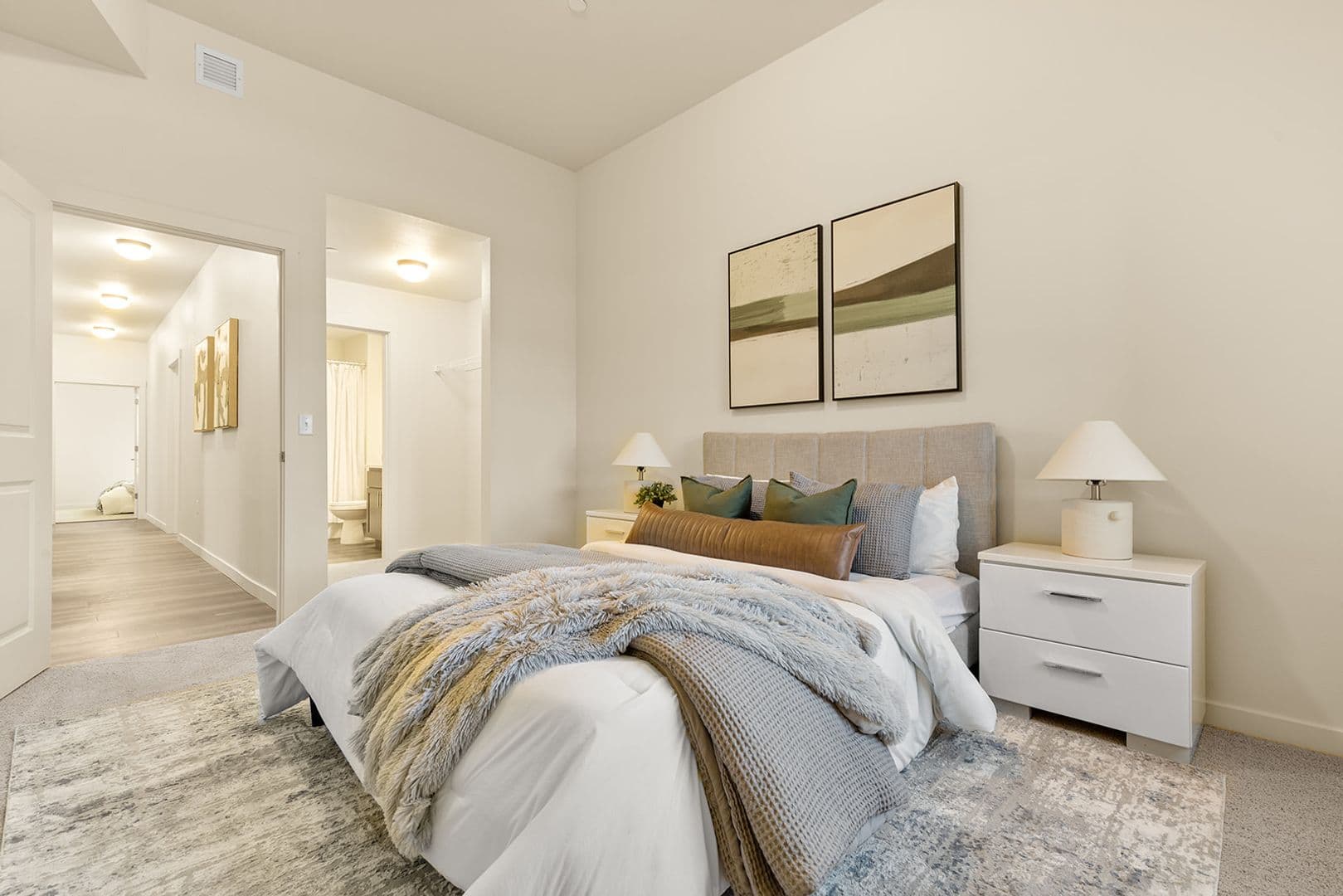 Vancouver Apartment: 4905 NE 122nd Ave