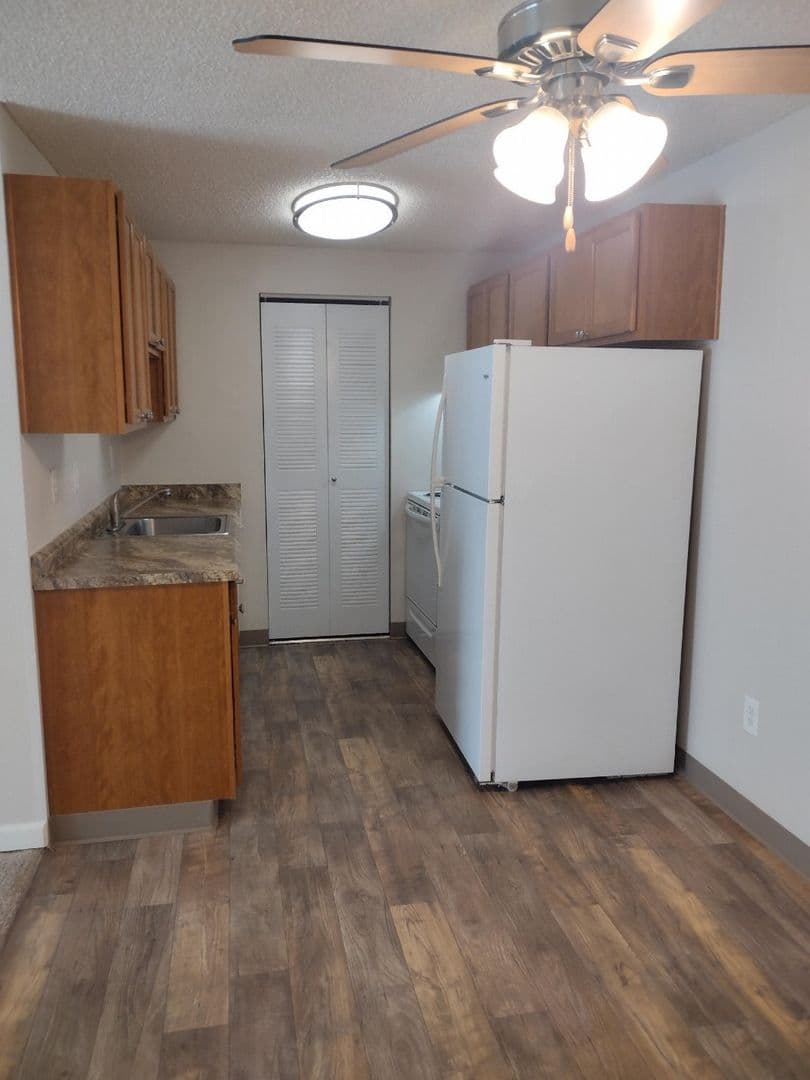 Tualatin Apartment: 19705 SW Boones Ferry Road