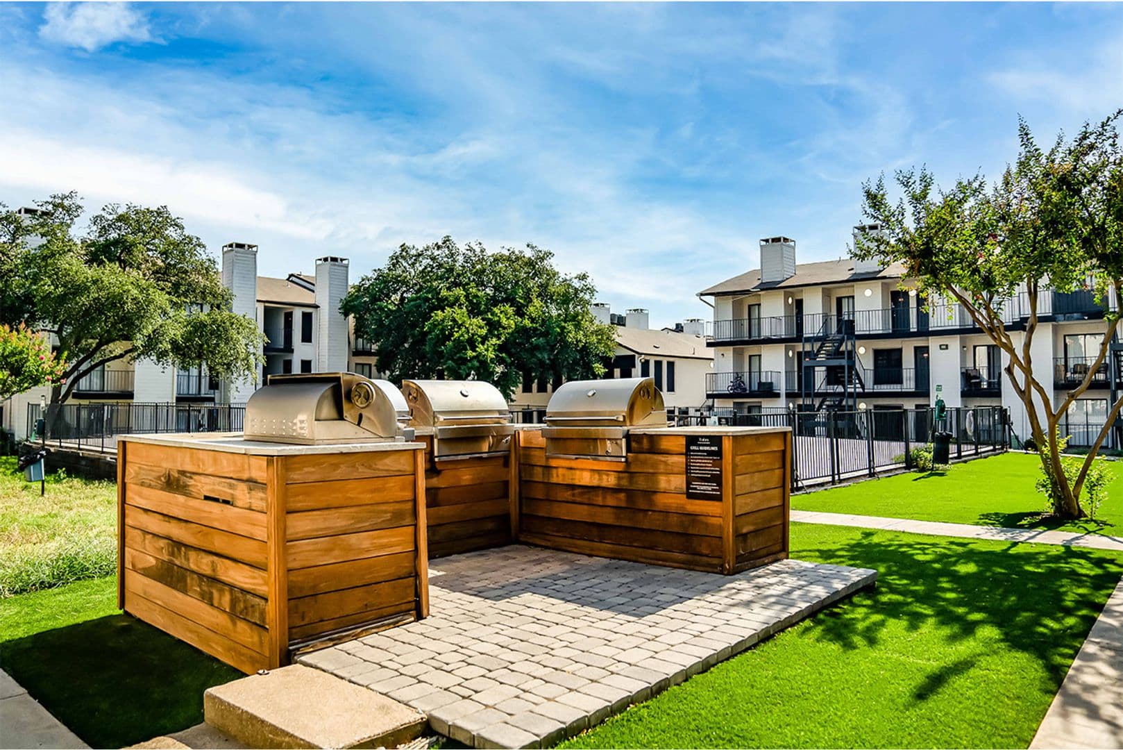 Dallas Apartment: 7720 McCallum Blvd