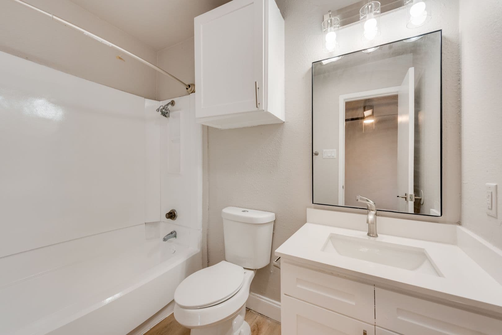 Grand Prairie Apartment: 201 W Tarrant Rd