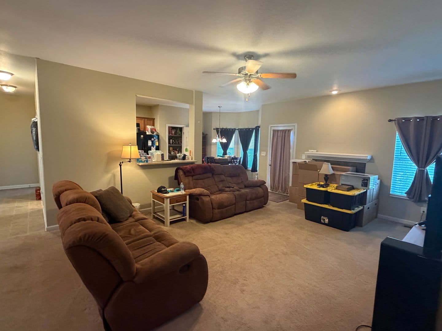 Lenoir City House: 490 Garnet Hill Lane